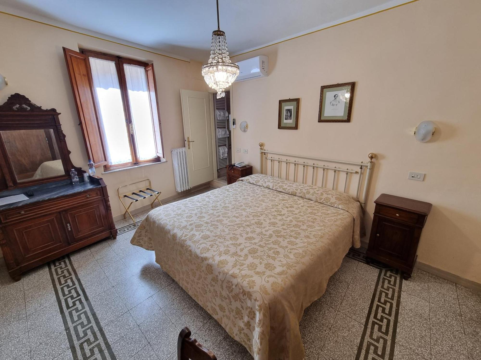 ホテル アルベルゴ イル マルゾッコ Montepulciano Stazione 部屋 写真